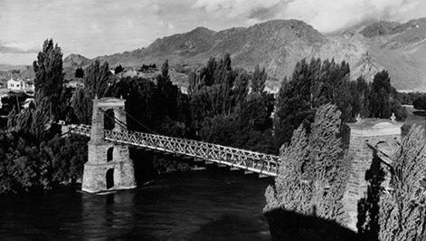 Alexandra-Bridge-1