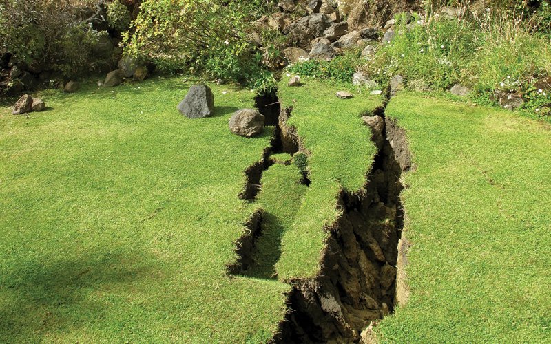 christchurch10years-damage.jpg
